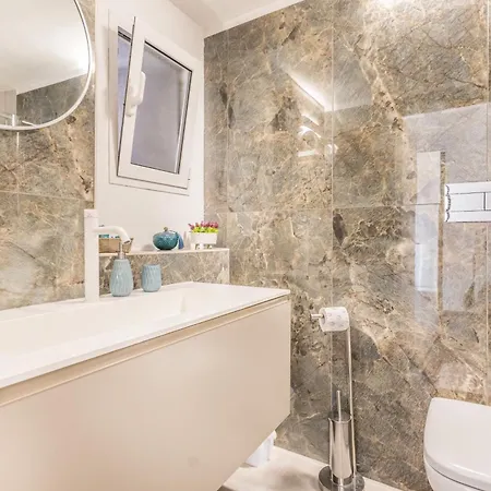 Cozy - Newly Renovated Near Vatican Appartement *